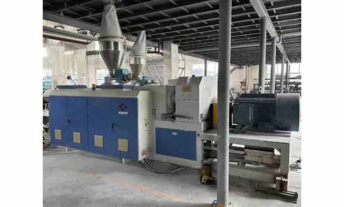 Second hand PVC corrugated pipe extrusion machinery